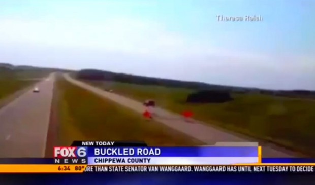 Auto hebt auf US-Highway ab!