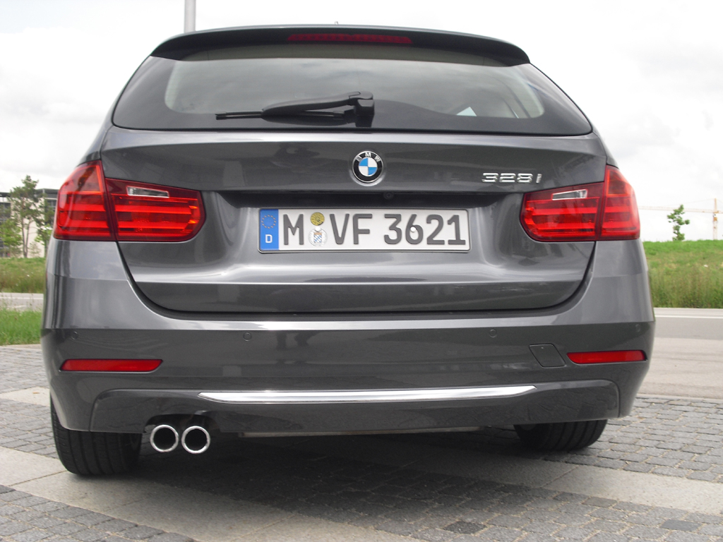 BMW 3er Touring: Blick auf die Heckpartie.