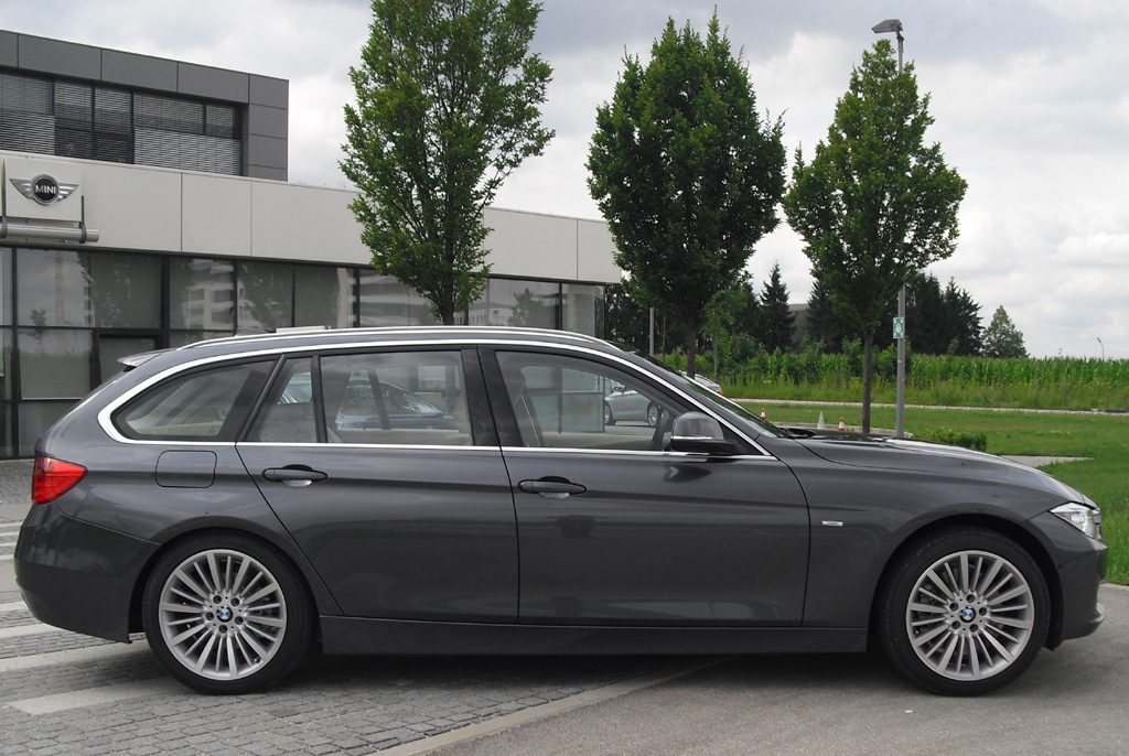 BMW 3er Touring: Und so sieht der Premiumkombi von der Seite aus.