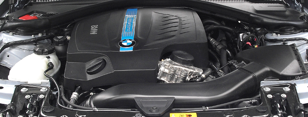 BMW ActiveHybrid 3: Blick unter die Haube ... 