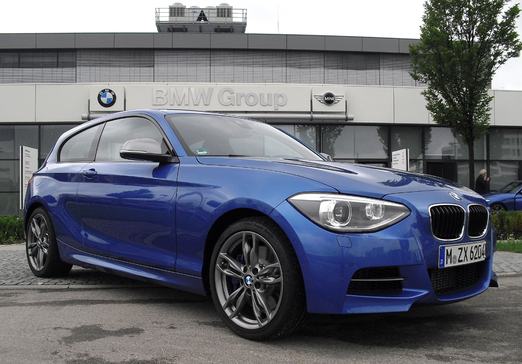 BMW M135i, hier als dreitüriger Heckantriebler. 
