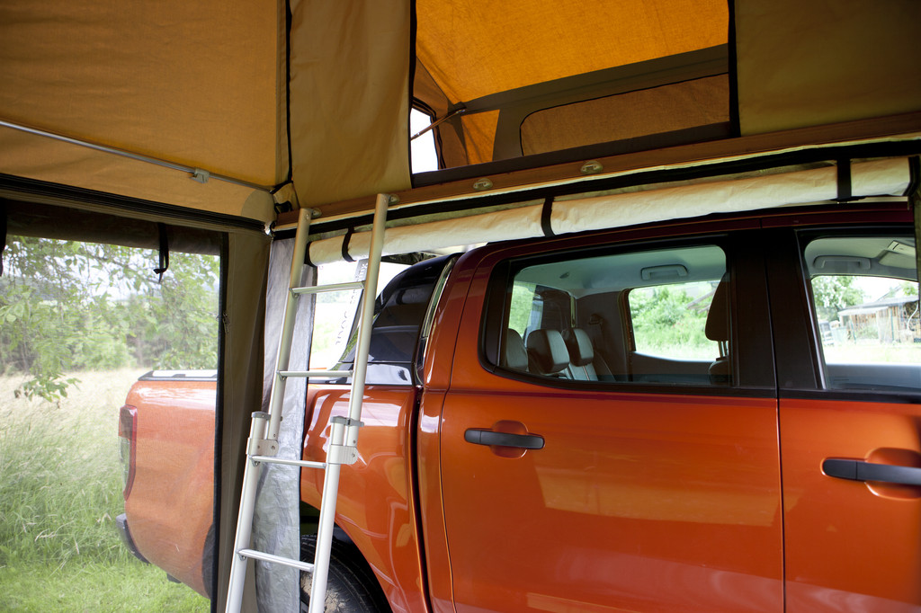 Caravan-Salon 2012: 3Dog Camping Top Dog für Ford Ranger Wildtrak