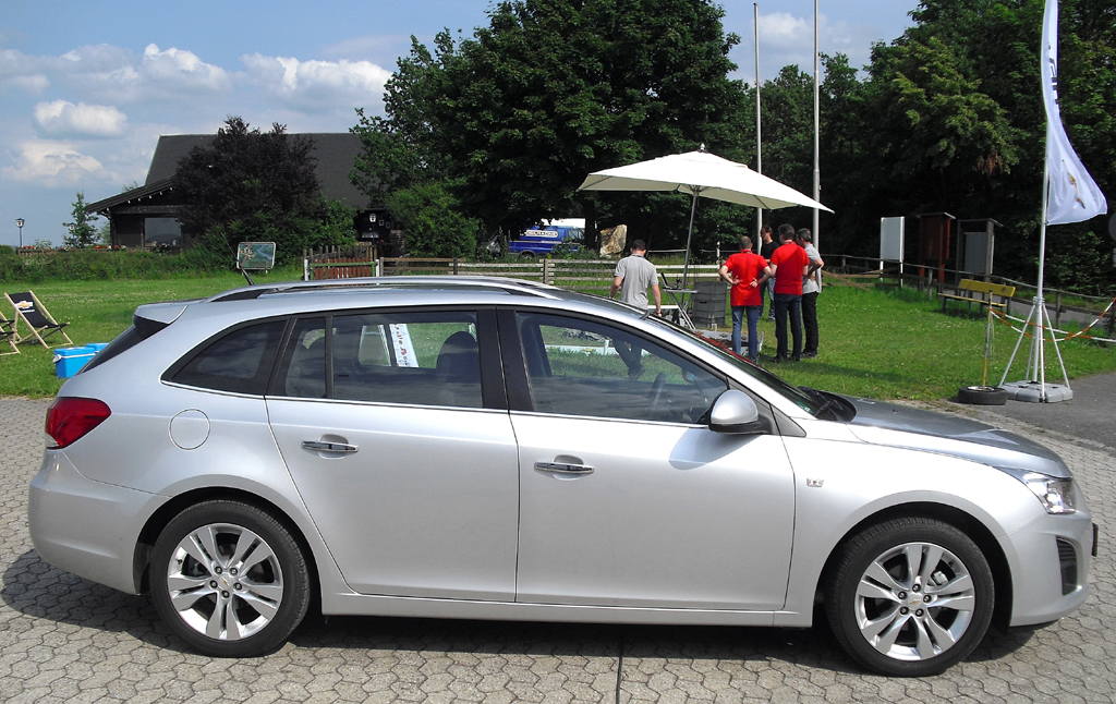 Chevrolet Cruze Kombi: Und so sieht der kompakte Station Wagon von der Seite.