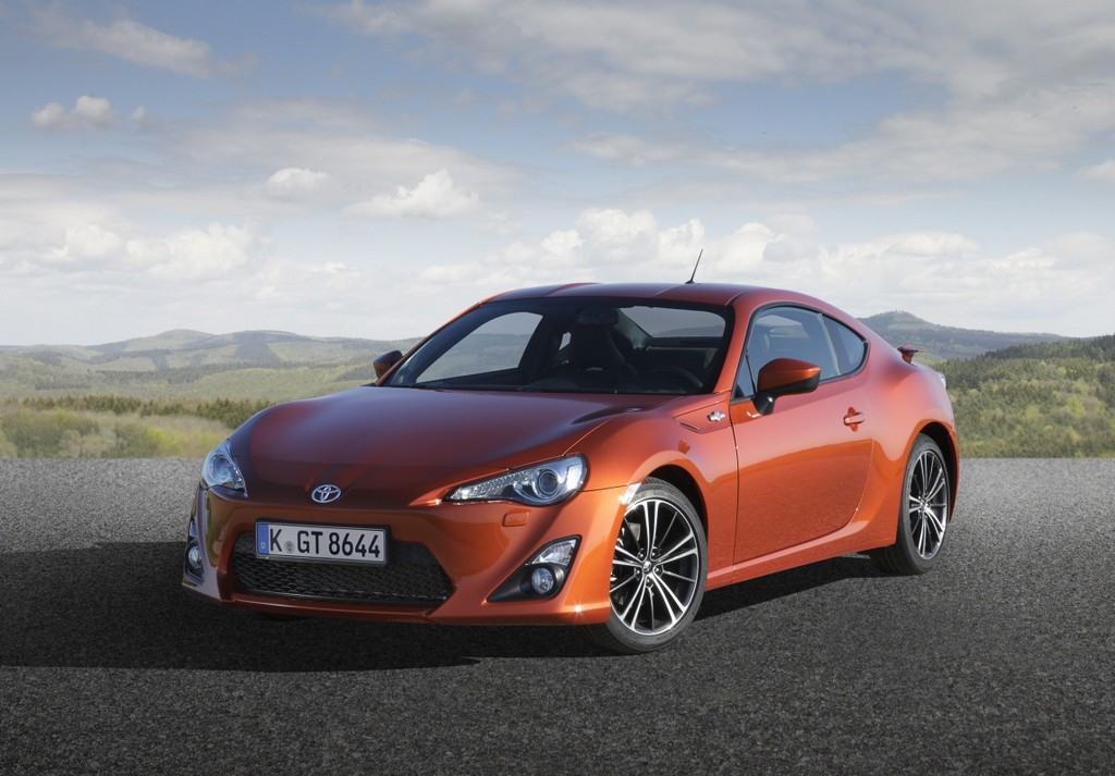 Classic Days auf Schloss Dyck: Toyota bringt GT86 und seine Vorläufer mit