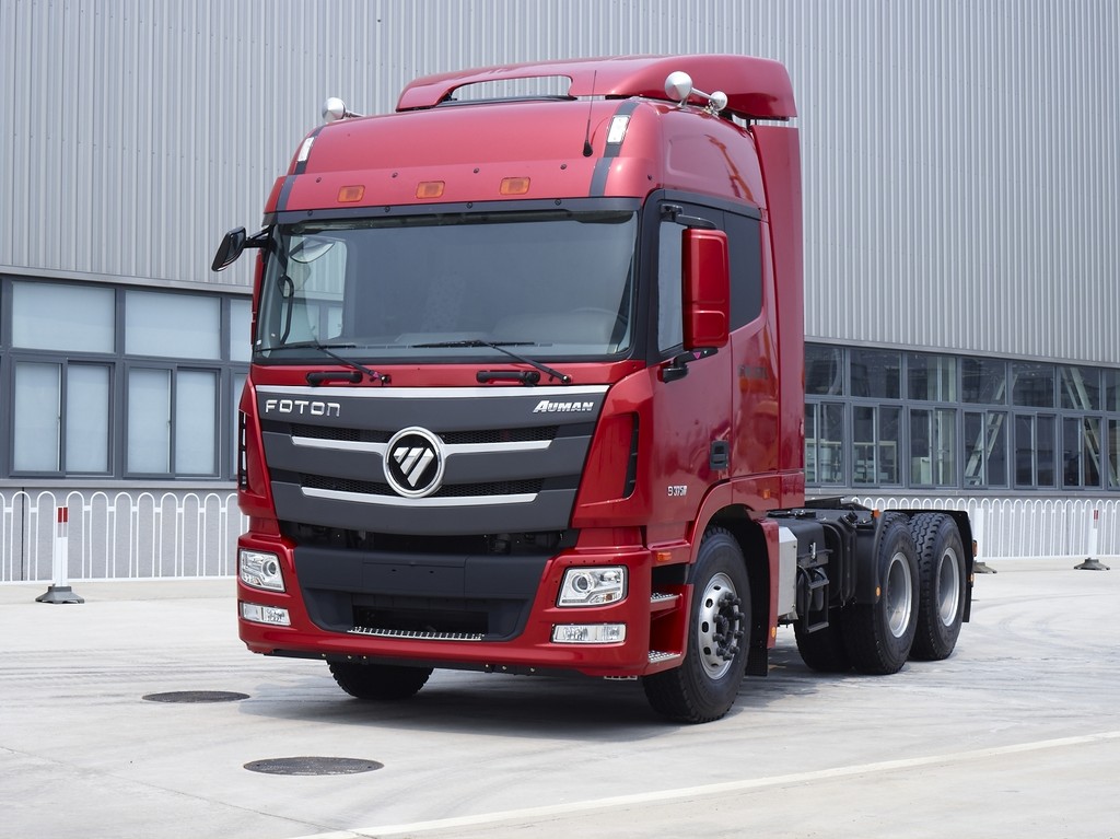 Daimler baut mit Foton ein Lkw-Motorenwerk in China