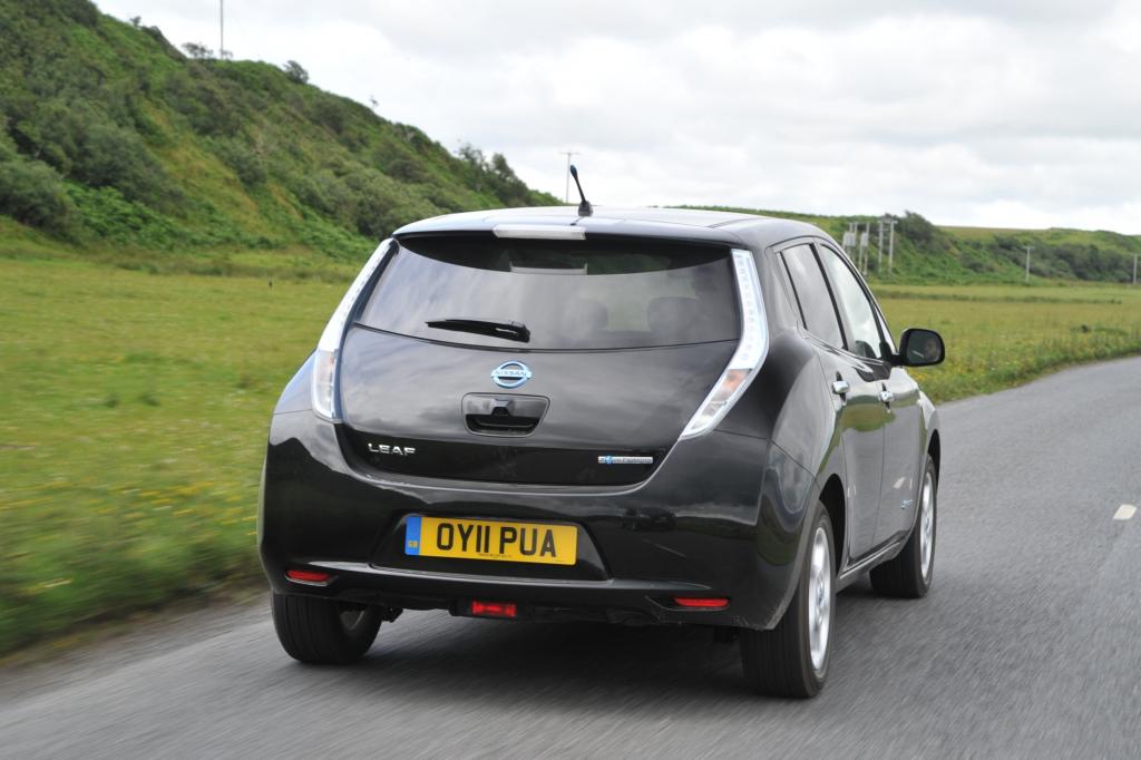 Der Nissan Leaf auf der schottischen Insel Islay 