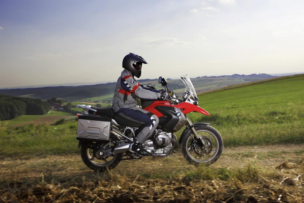 Die BMW R 1200 GS ist nicht nur die hierzulande beliebteste Reiseenduro, sondern auch noch das bestverkaufte Motorrad am Markt. 