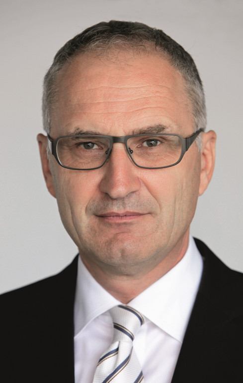 Dr. Bamler leitet Kommunikation der Porsche SE