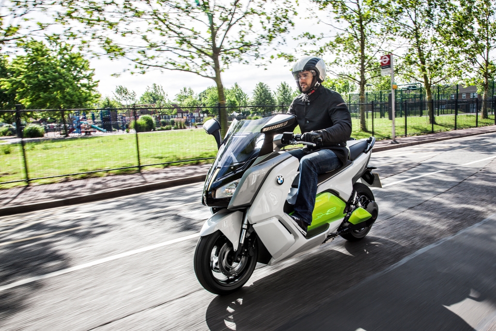 E-Roller BMW C evolution: Geräuschloses Fahrerlebnis der anderen Art