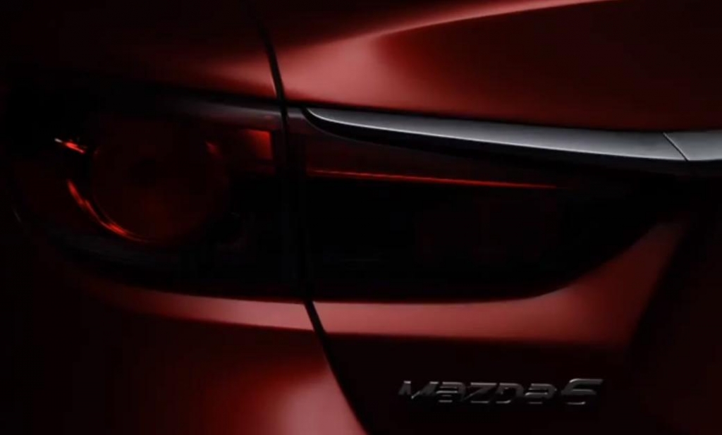 Ein Hauch von Nichts, Teil 2 - Neue Teaser zum neuen Mazda 3.
