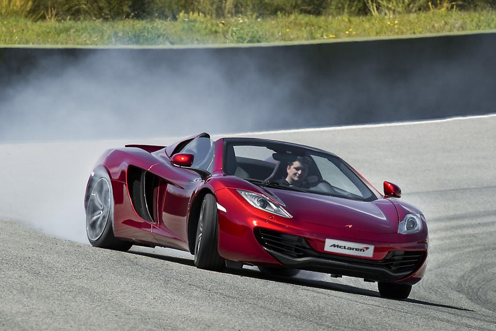 Erste Bilder des McLaren MP4-12c Spider