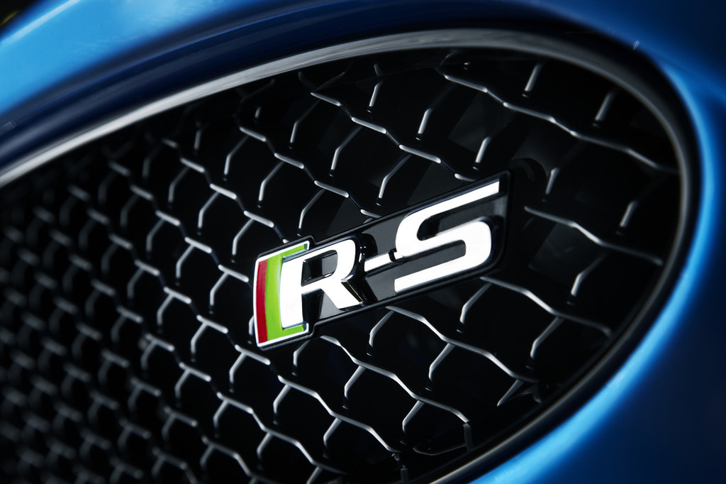 Fahrbericht Jaguar XKR-S: Unter dem Blech lauert das Raubtier