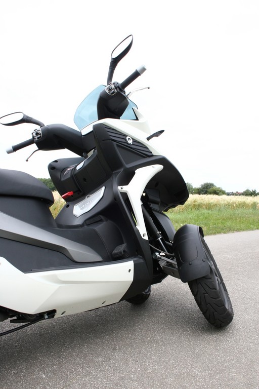 Fahrbericht Quadro 350 D: Sicherheitsgewinn ohne Spaßverlust