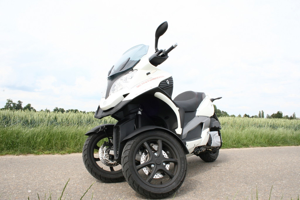 Fahrbericht Quadro 350 D: Sicherheitsgewinn ohne Spaßverlust