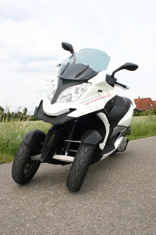Fahrbericht Quadro 350 D: Sicherheitsgewinn ohne Spaßverlust
