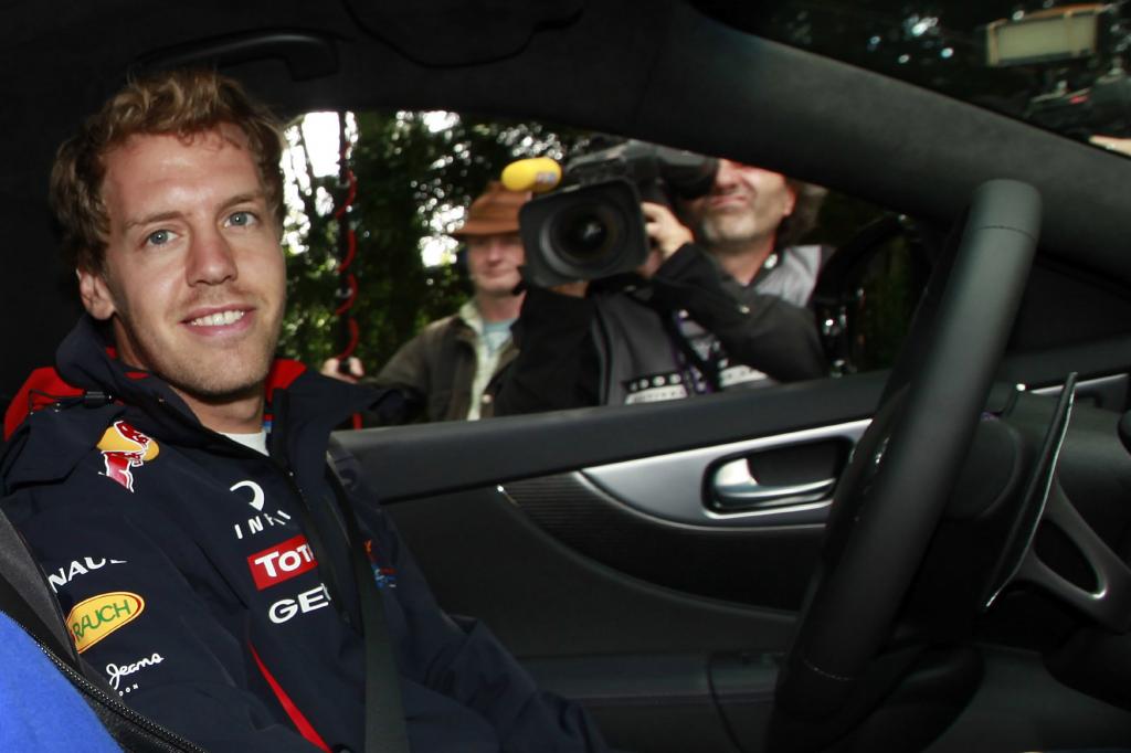 Gesehen hat der Weltmeister das Auto erst kurz vor seiner Jungfernfahrt