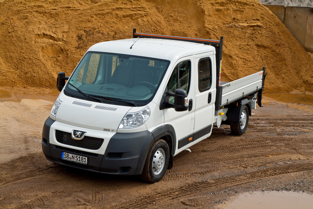 IAA Nutzfahrzeuge 2012: Peugeot stellt Ion Cargo vor