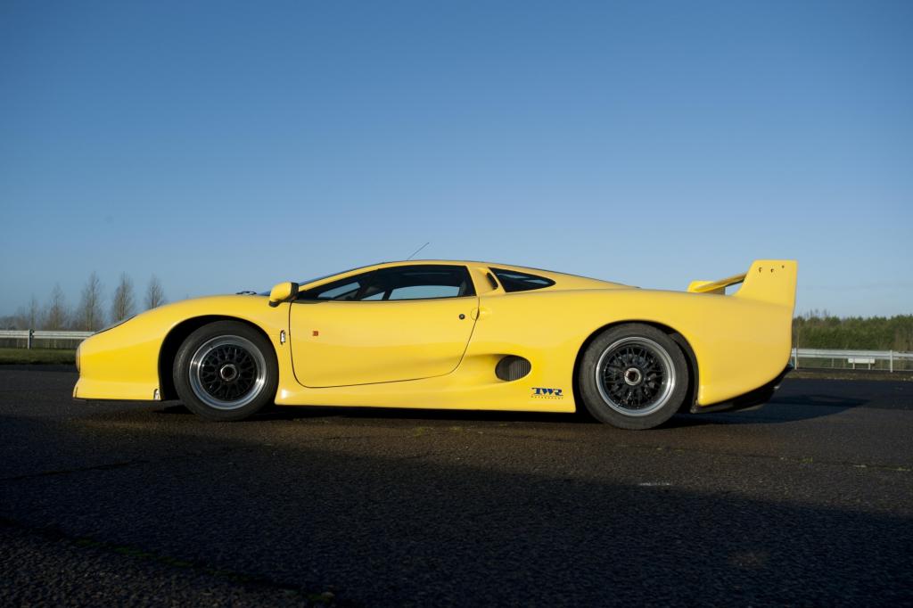 Jaguar XJ 220 SJ