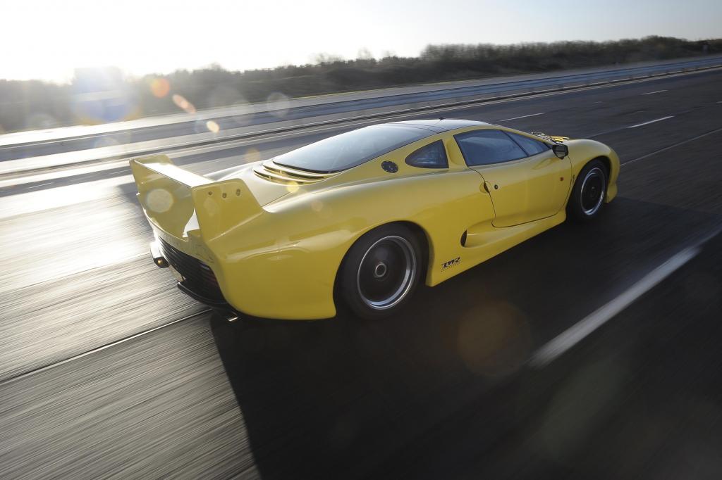 Jaguar XJ220S, Jahr 1993
