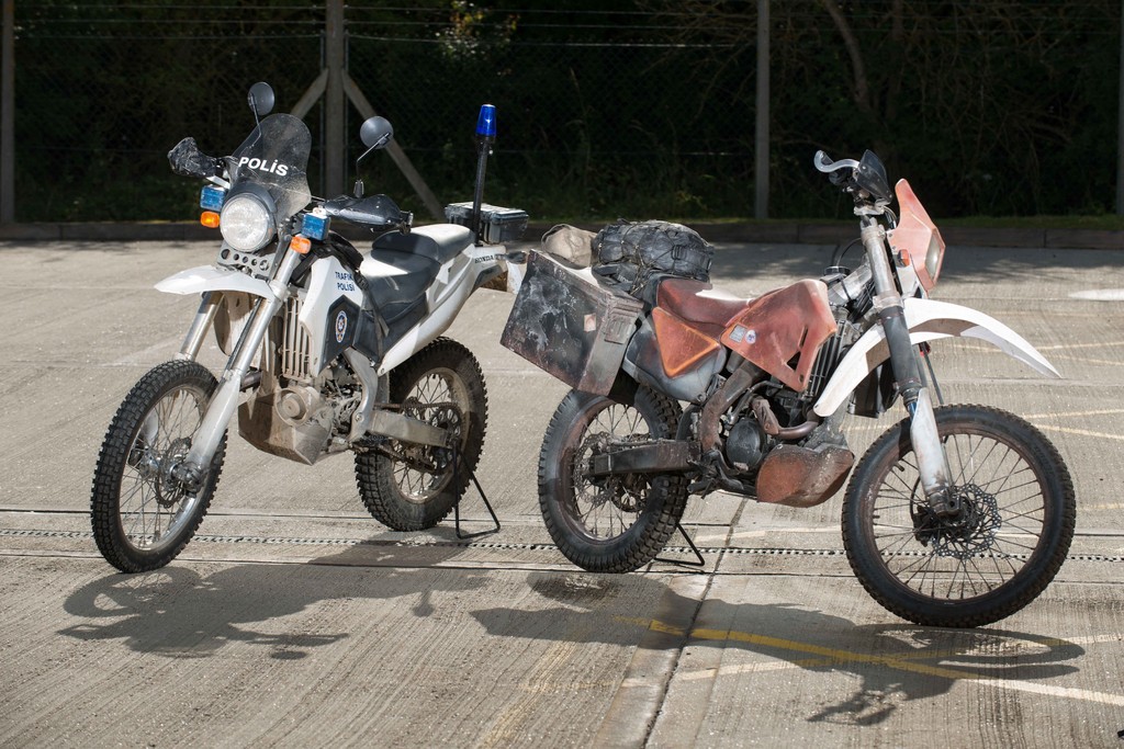 James Bond fährt Honda CRF 250 R