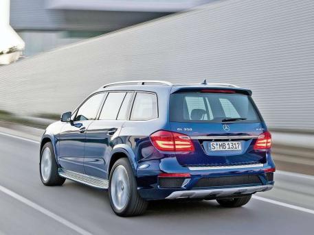 Koloss auf leisen Füßen - Bild: Mercedes Benz