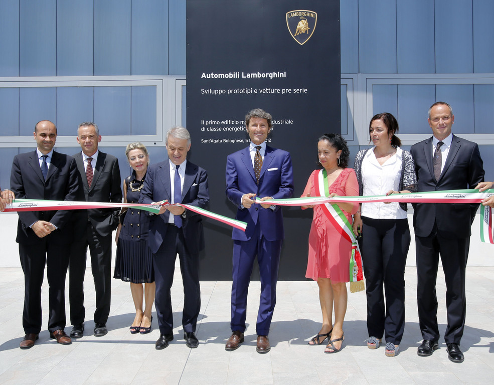 Lamborghini weiht Gebäude für Prototypen und Vorserienfahrzeuge ein