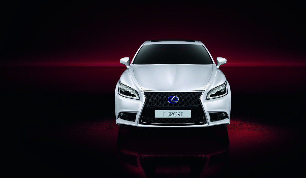 Lexus präsentiert in Kalifornien die neue LS Baureihe