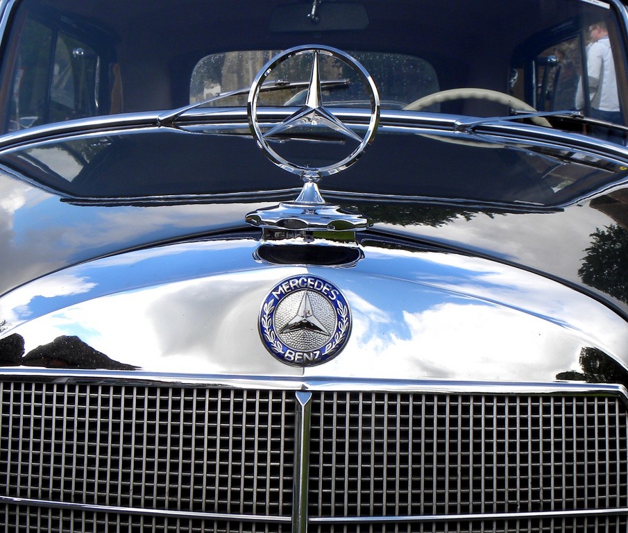 Mercedes-Benz 300d Cabriolet: Respekt vor dem Alter