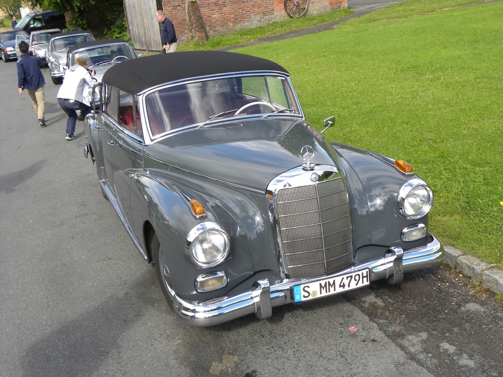 Mercedes-Benz 300d Cabriolet: Respekt vor dem Alter