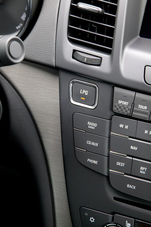 Opel Insignia jetzt auch mit Flüssiggas