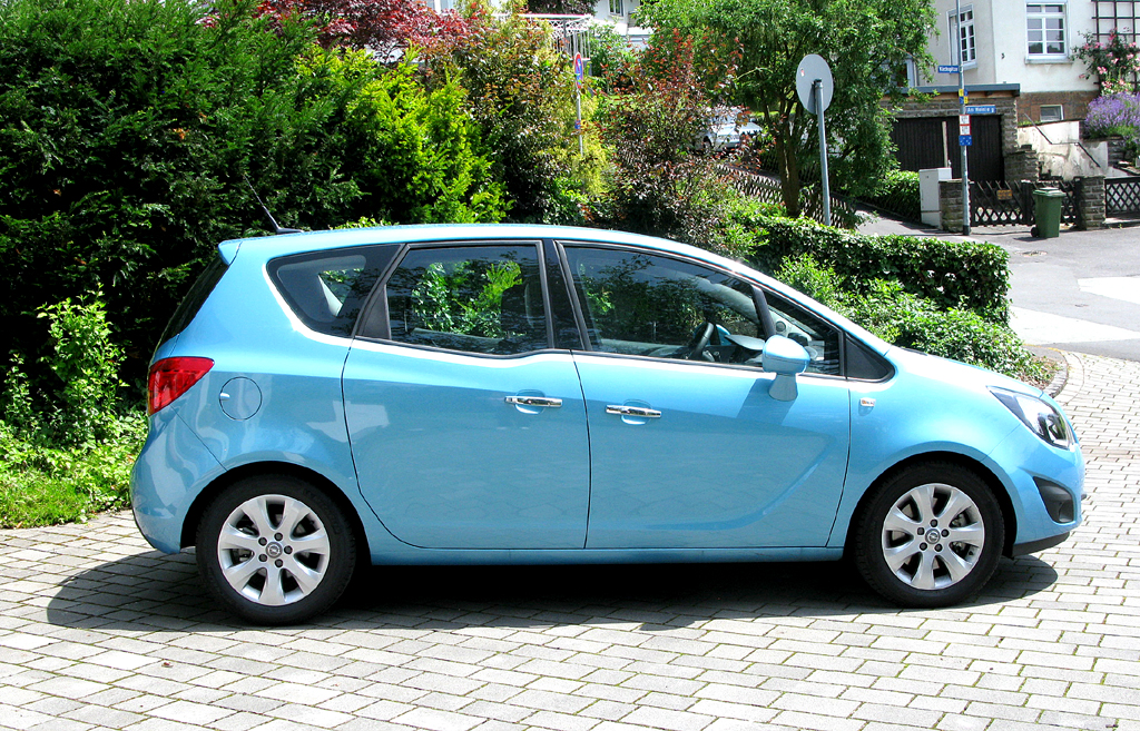 Opel Meriva: Und so sieht der kleine Zafira-Bruder von der Seite aus.