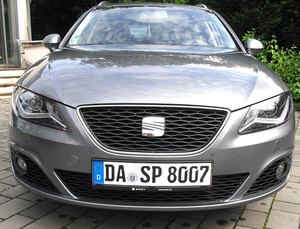 Seat Exeo ST: Blick auf die frontpartie. 