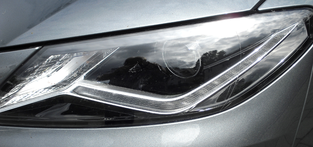 Seat Exeo ST: Moderne Bi-Xenon-Leuchteinheit vorn. 
