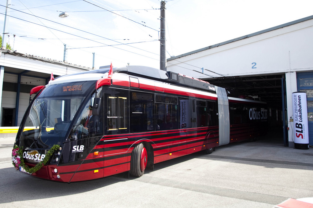 Solaris liefert Trollino 18 Metro Style nach Salzburg