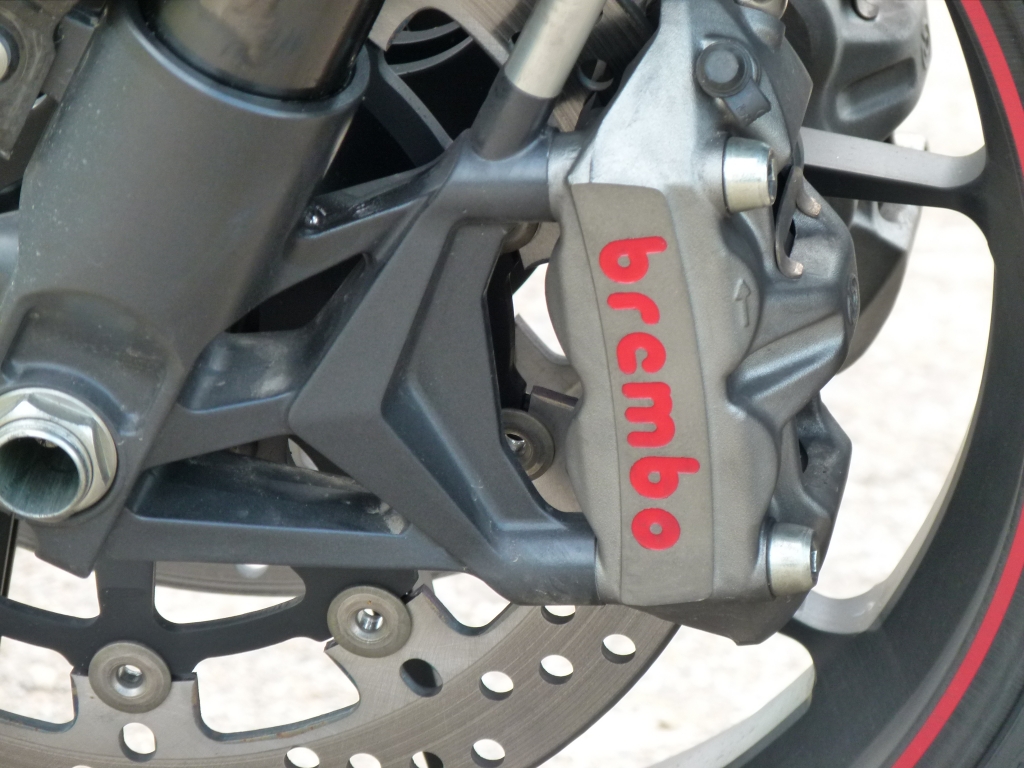 Test Ducati Hypermotard 1100 Evo SP Corse: Ein kleines Biest