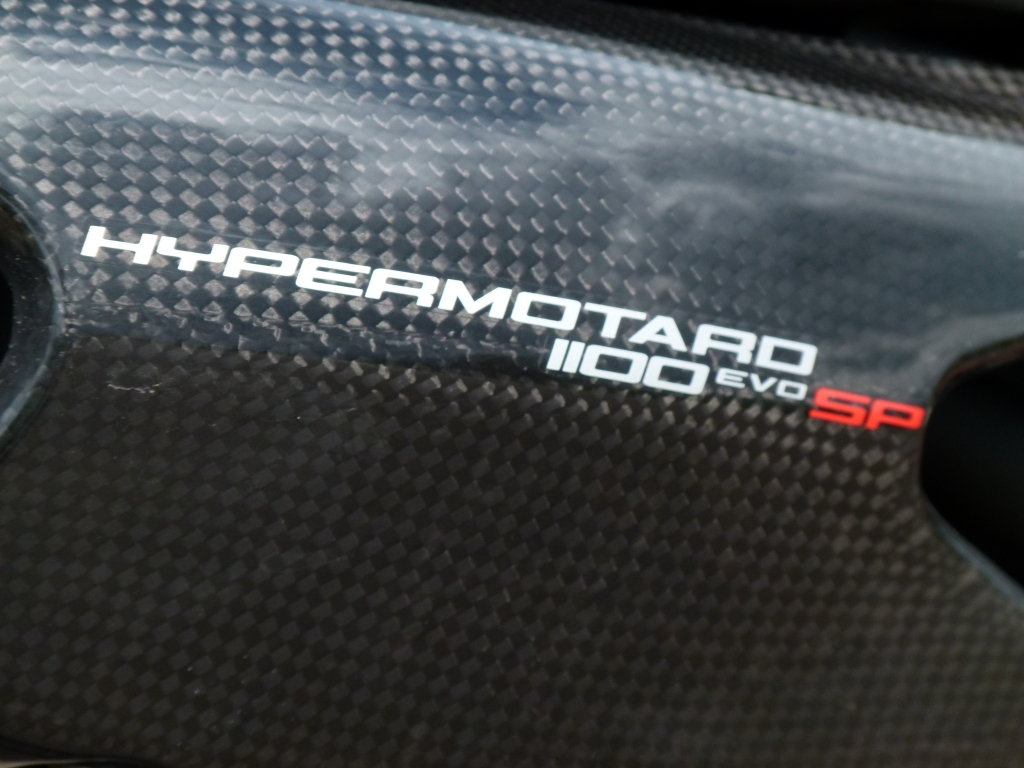 Test Ducati Hypermotard 1100 Evo SP Corse: Ein kleines Biest