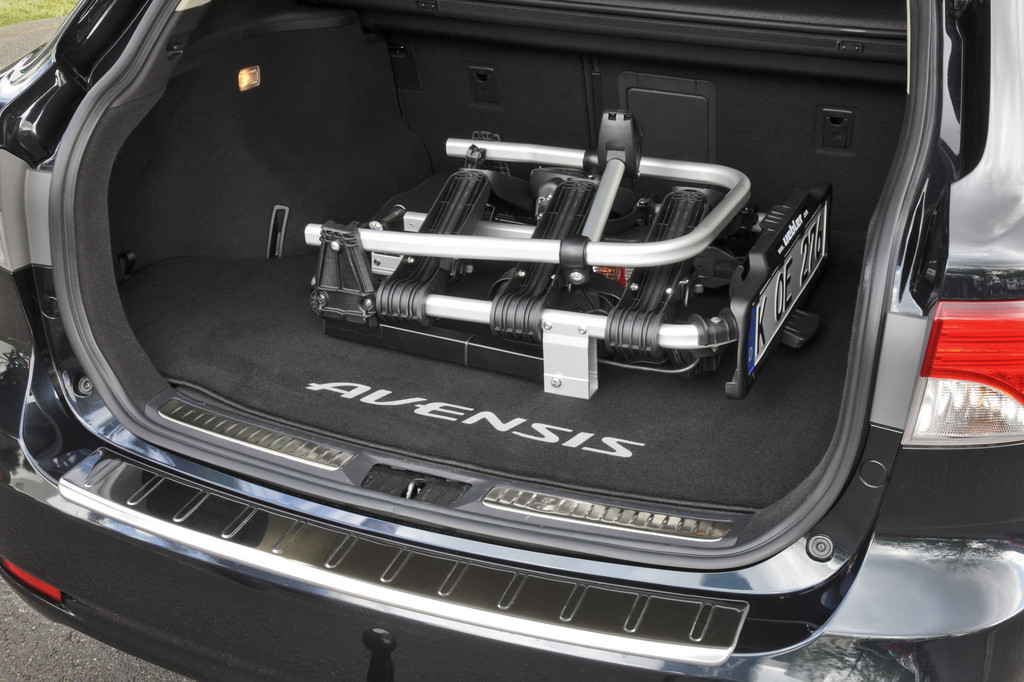 Toyota bietet umfassendes Zubehör für den Avensis