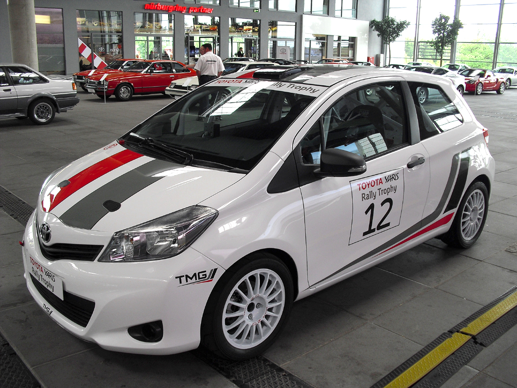 Toyotas neuer Yaris Rally Trophy und ... 