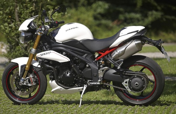 Triumph Speed Triple R: Speed Queen