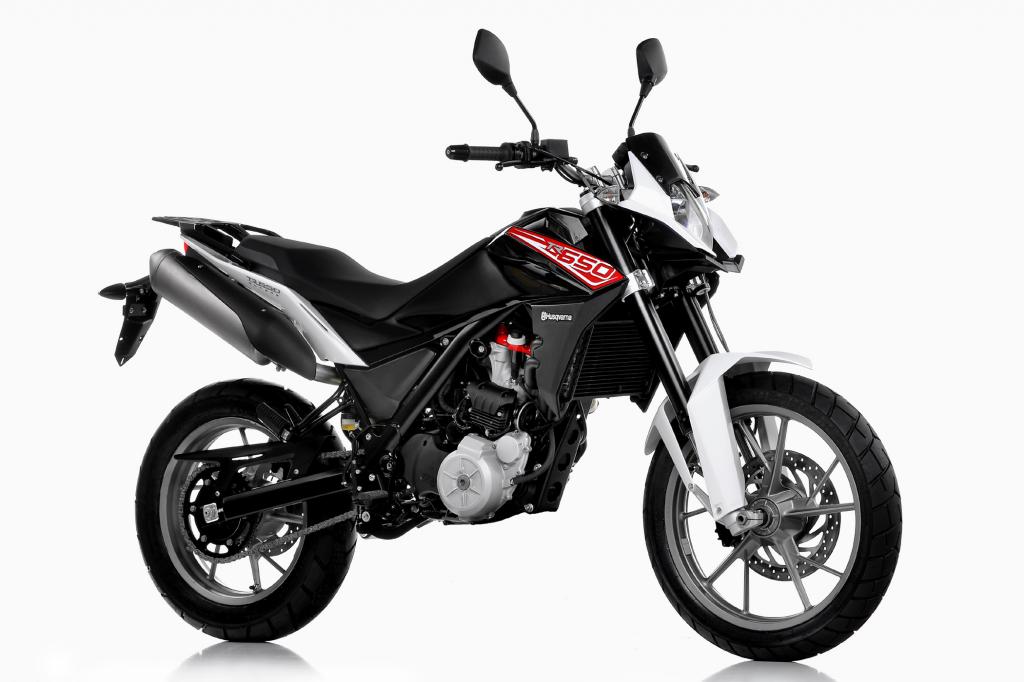 Wie bei der Nuda greift Husqvarna  auch bei der kleinen TR 650 für den Antrieb ins BMW-Regal