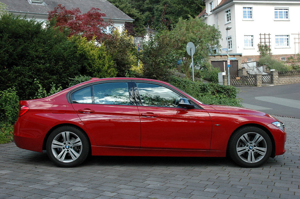BMW 3er: Und so sieht die Limousine von der Seite aus.