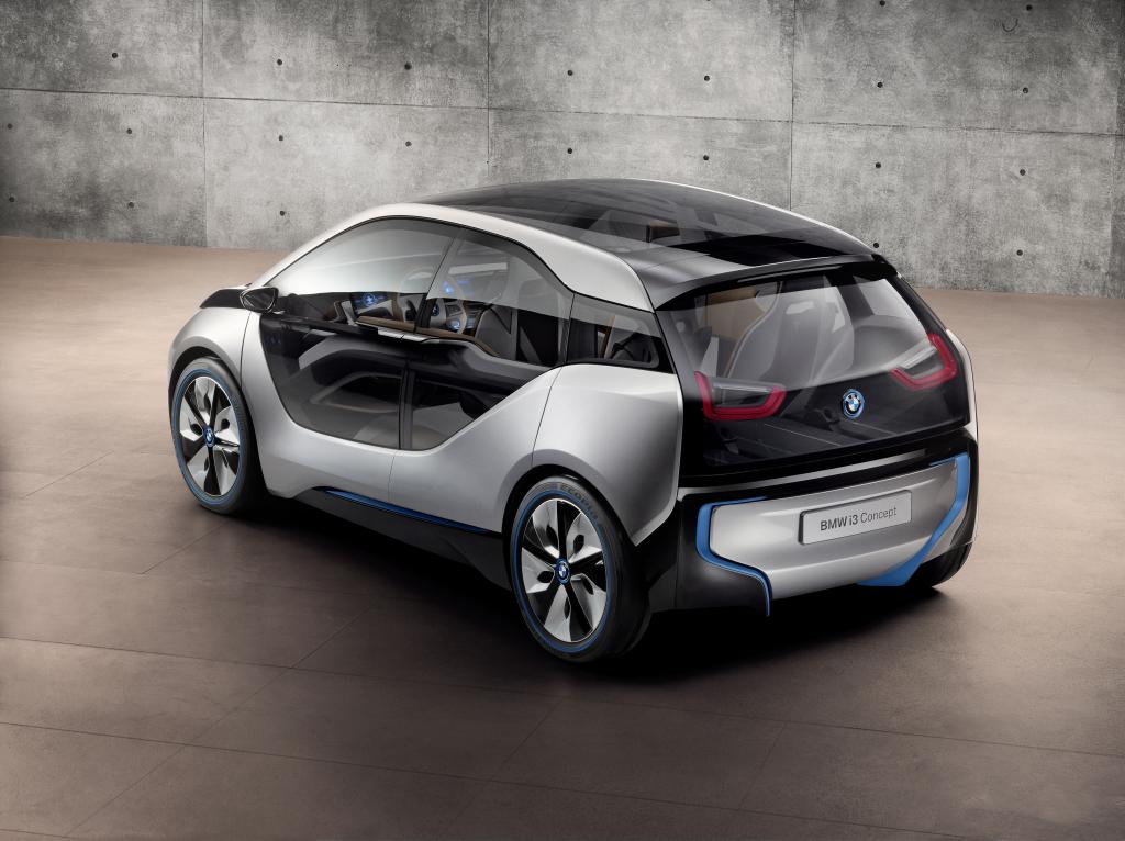BMW: Expansion und Top-Technologie