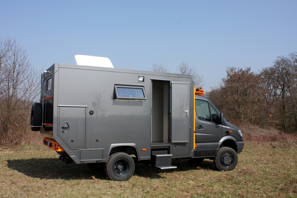 Caravan-Salon 2012: Bocklet präsentiert Dakar 650 auf Sprinter-Basis
