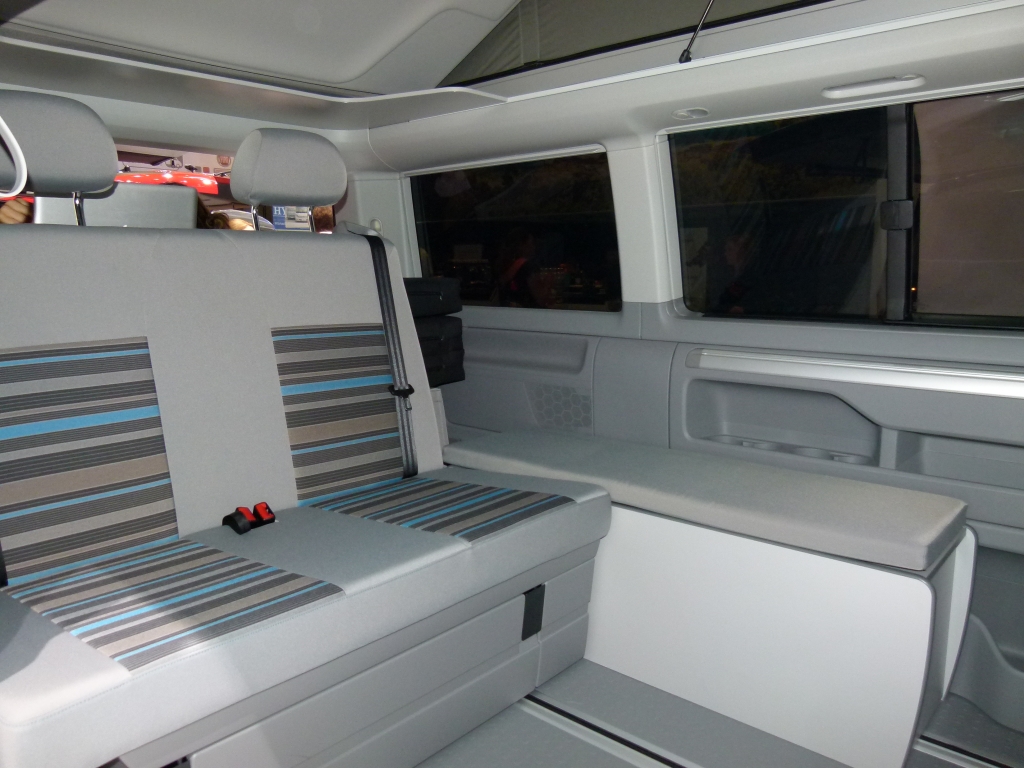 Caravan-Salon 2012: Reisemobile vom Einstiegscamper bis zum Luxusheim