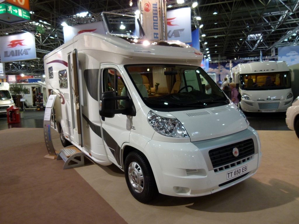 Caravan-Salon 2012: Reisemobile vom Einstiegscamper bis zum Luxusheim