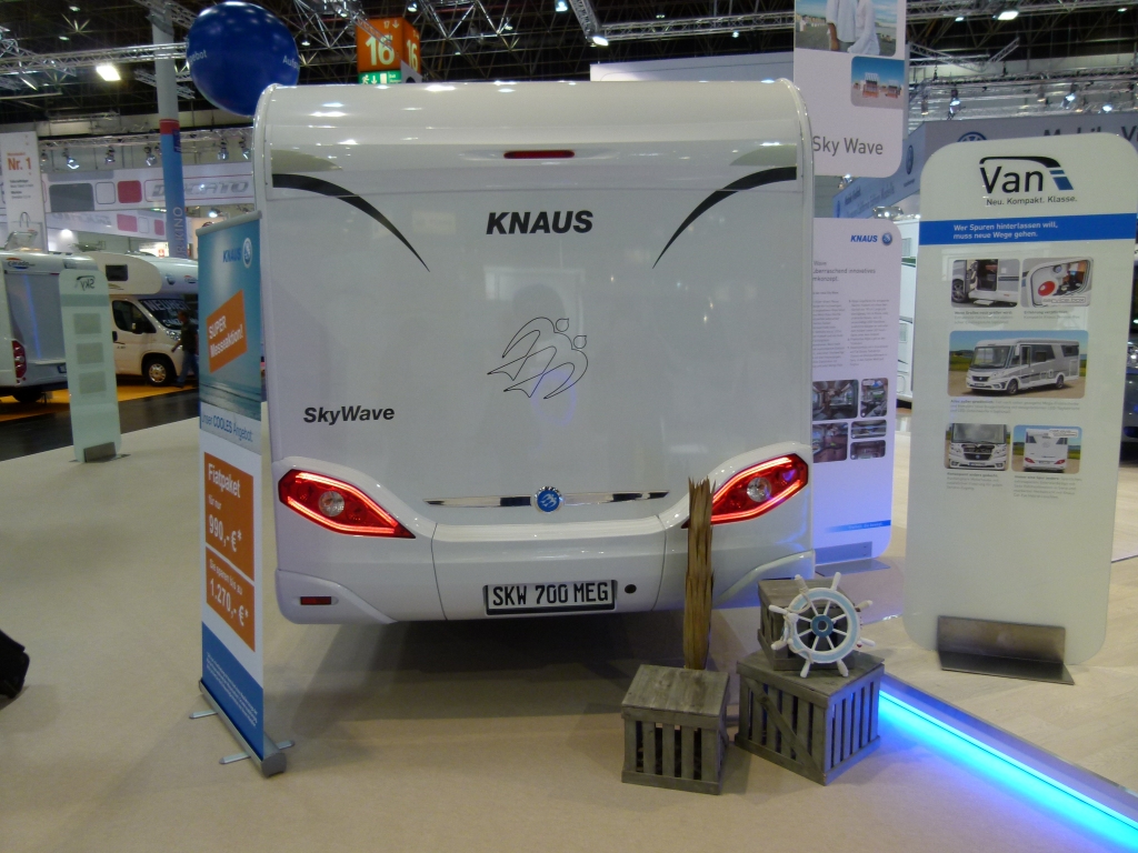 Caravan-Salon 2012: Reisemobile vom Einstiegscamper bis zum Luxusheim