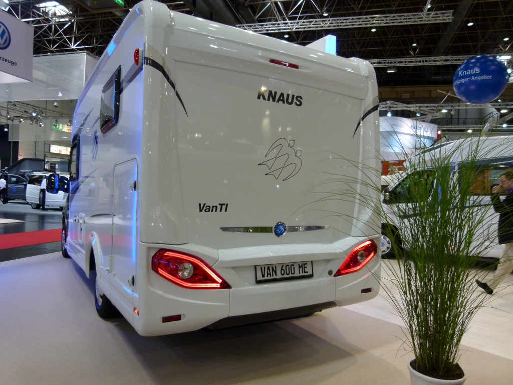Caravan-Salon 2012: Reisemobile vom Einstiegscamper bis zum Luxusheim