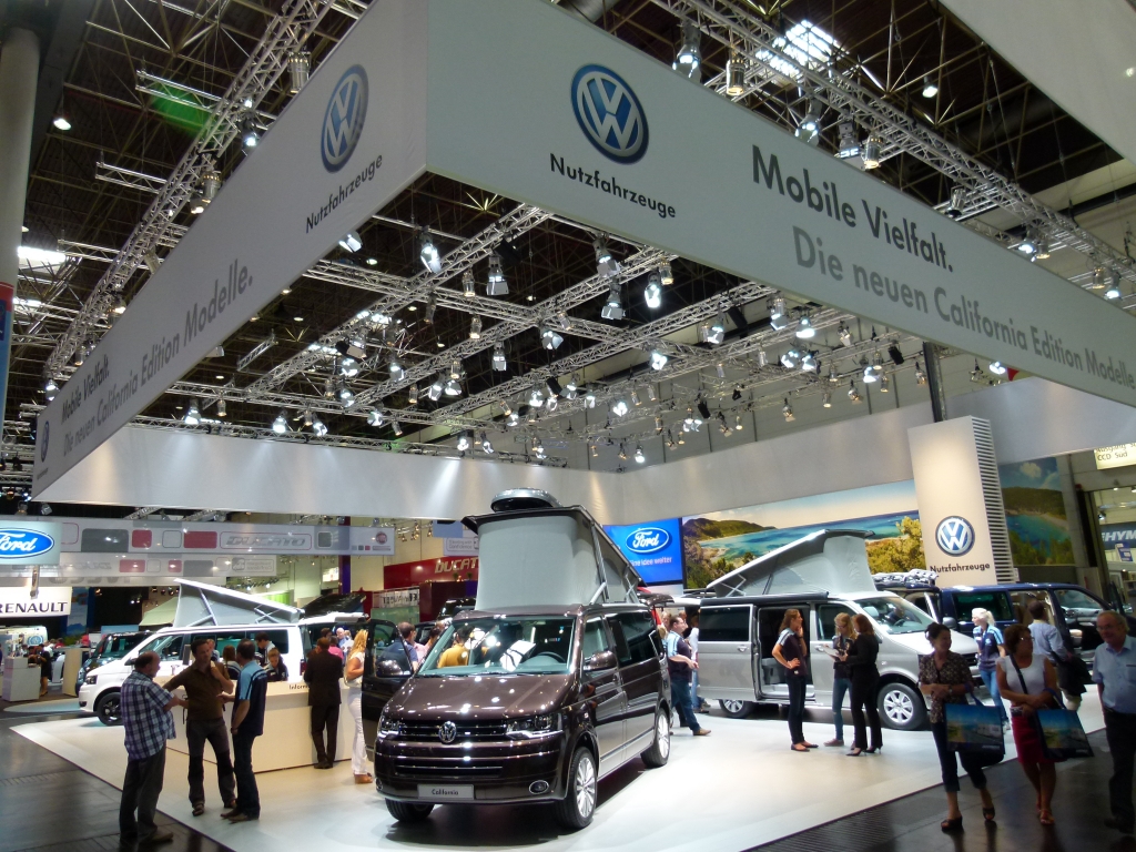 Caravan-Salon 2012: Reisemobile vom Einstiegscamper bis zum Luxusheim