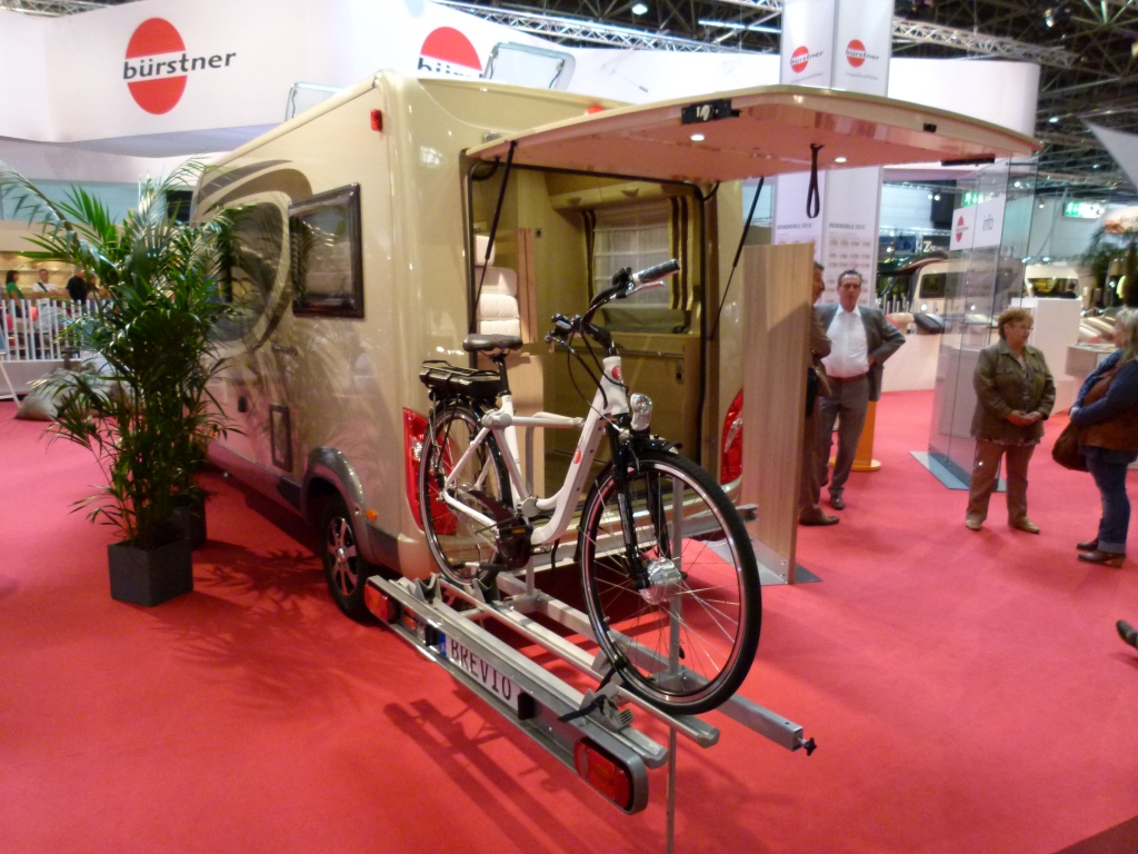 Caravan-Salon 2012: Reisemobile vom Einstiegscamper bis zum Luxusheim