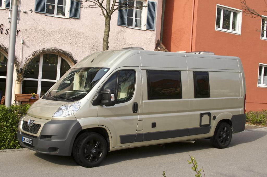 Caravan Salon in Düsseldorf 2012: Peugeot Boxer Liberte Van 600 - Französisch für Einsteiger
